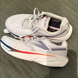 New Balance Men's White and Blue Athletic Shoes